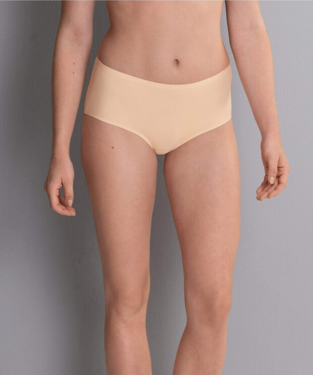 Aukštesnio juosmens kelnaitės