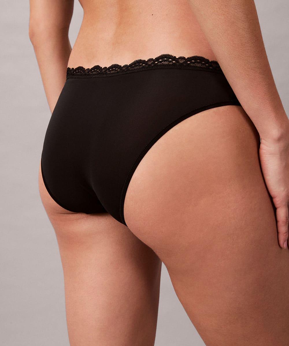 Calvin Klein kelnaitės LV00QD5271/UB1