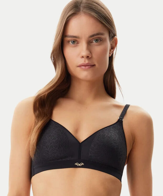 Chantelle Pure Lace liemenėlė be lankelių C18IQ9/011