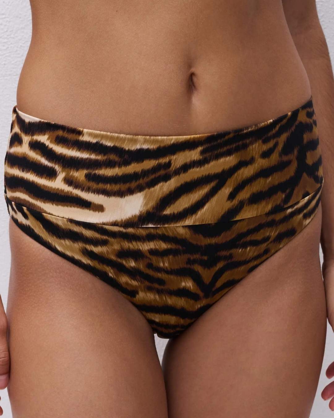 Chantelle paaukštintos maudymosi kelnaitės C1A7C5/C86