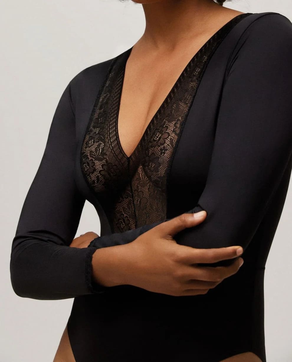 Ysabel Mora bodis 10093